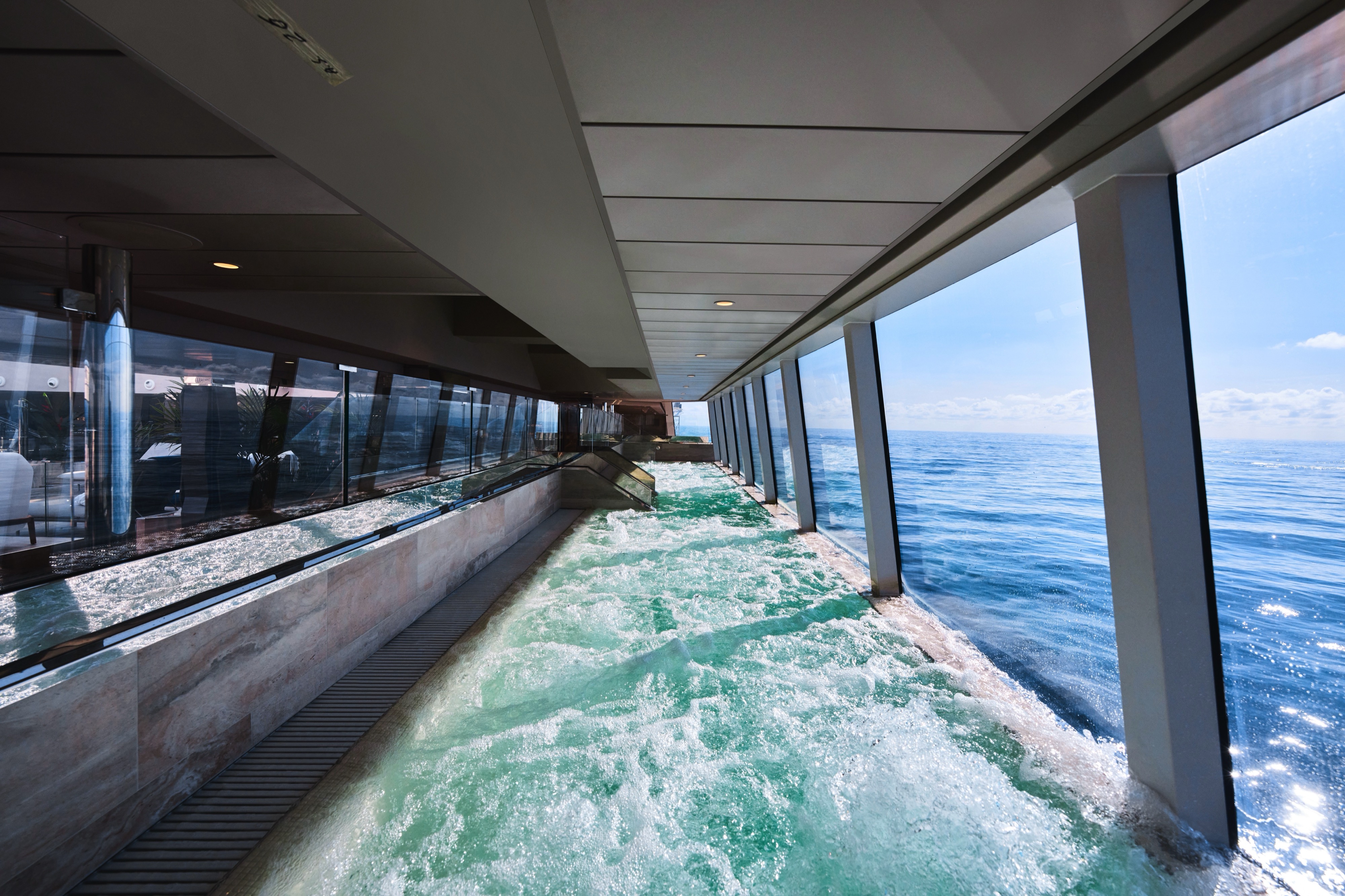 EXPLORA I - The Conservatory Pool & Bar